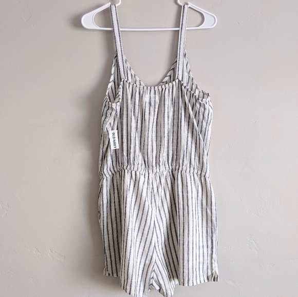 FINAL SALE!🆕🌿OLD NAVY STRIPED ROMPER🌿 - Picture 10 of 10